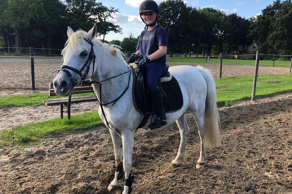 lid-2019-Jessie-Visser-pony-Isabel-CT-02_PonyClub-Meppel lid-2019-Jessie-Visser-pony-Isabel-CT-02_PonyClub-Meppel